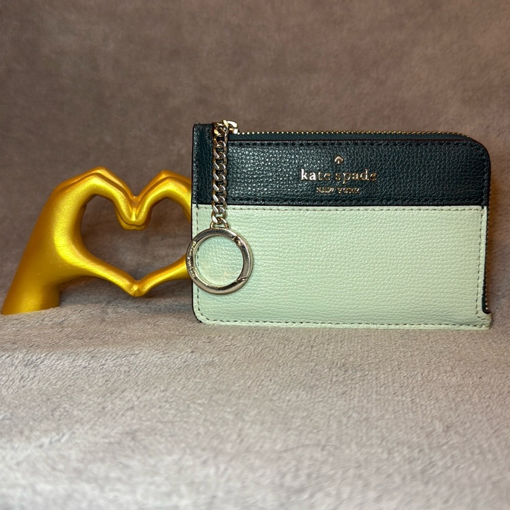 ♠️KATE SPADE♠️ Darcy Medium L Zip Card Holder/EUC - Picture 8 of 9